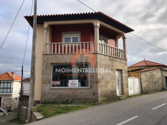 Moradia V4 – Sendim, Tabuaço