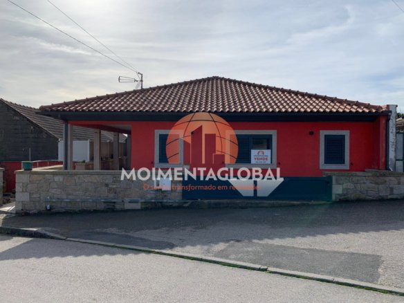 Moradia V2 – Alvite, Moimenta da Beira