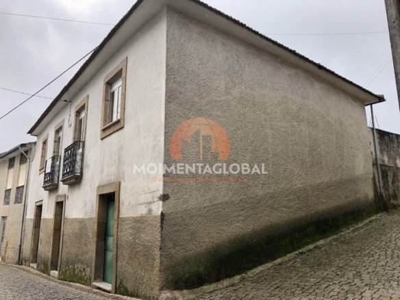 Moradia V2 – Vilar, Moimenta da Beira