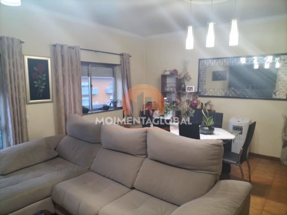 Apartamento T3, 2º andar – Moimenta da Beira