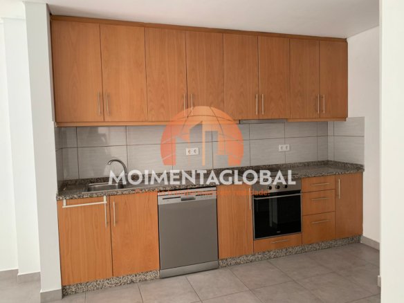 Apartamento T2 – ARRENDAMENTO, Mta da Beira