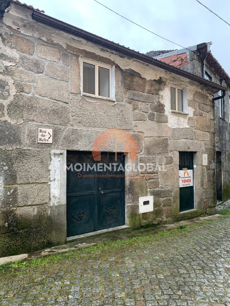 Moradia V2 – Peravelha, Moimenta da Beira