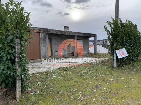 Moradia em construção – Moimenta da Beira