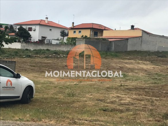 Terreno para Loteamento urbano – Alto de Fornos, Moimenta da Beira