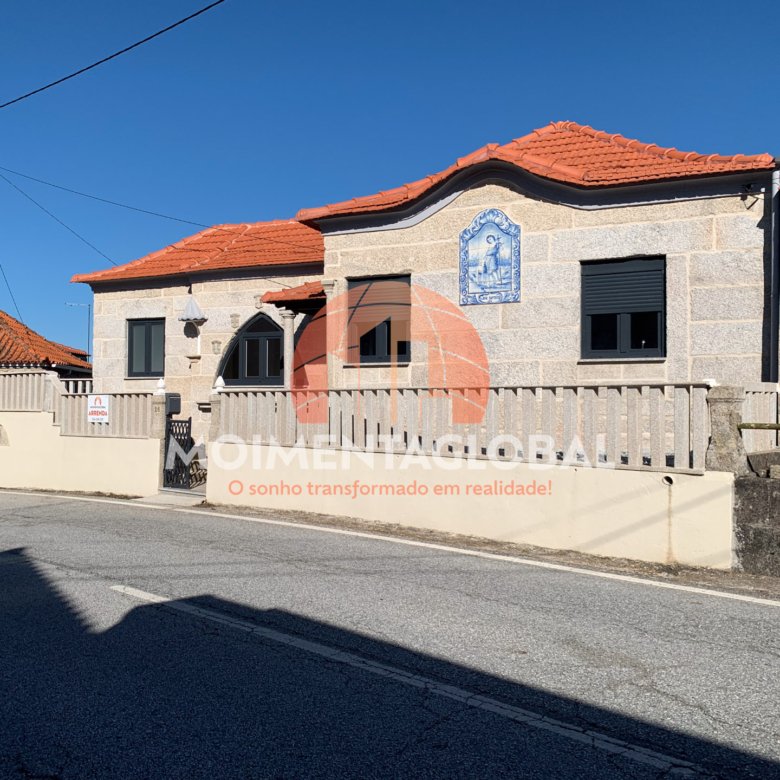 Moradia V3 – Caria, Moimenta da Beira