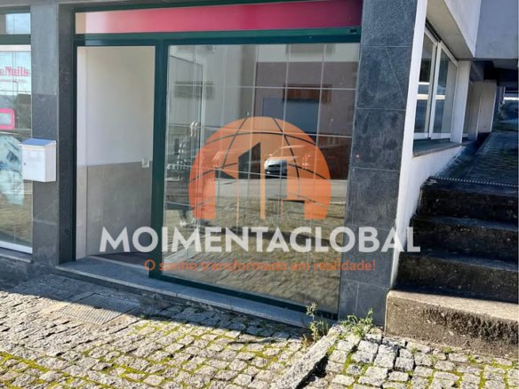 Loja comercial – Moimenta da Beira