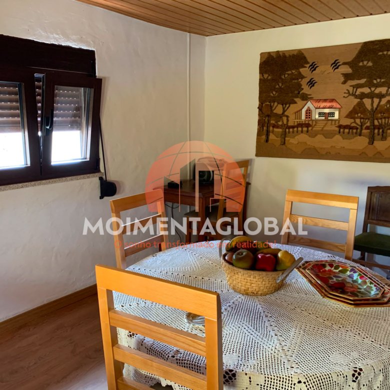 Moradia V2 – Paradinha, Moimenta da Beira