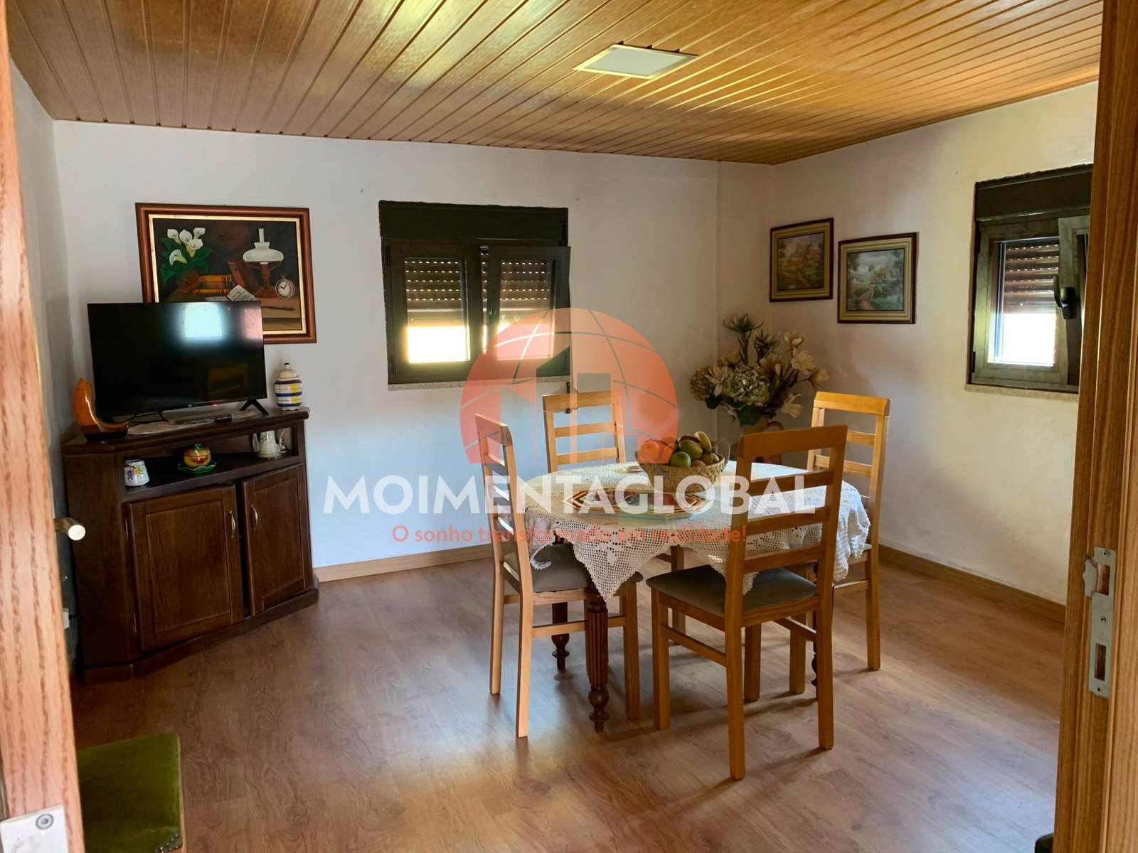 Moradia V2 – Paradinha, Moimenta da Beira
